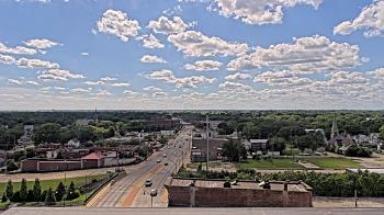 Weather camera view of Kankakee County Administration Building.