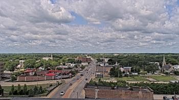 Weather camera view of Kankakee County Administration Building.