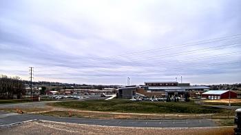 Weather camera view of Pequea Valley IS.