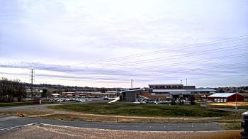 Weather camera view of Pequea Valley IS.