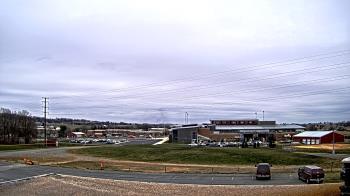 Weather camera view of Pequea Valley IS.