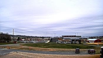 Weather camera view of Pequea Valley IS.