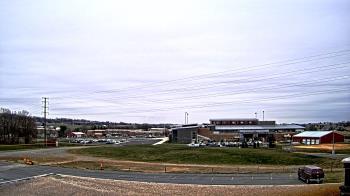 Weather camera view of Pequea Valley IS.