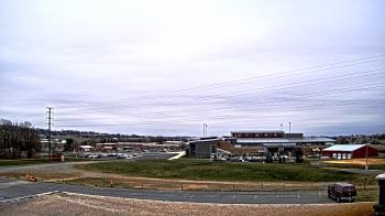 Weather camera view of Pequea Valley IS.