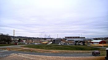 Weather camera view of Pequea Valley IS.