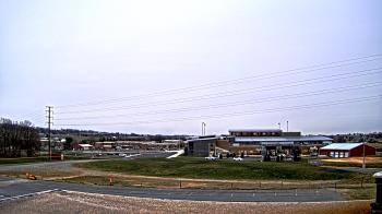 Weather camera view of Pequea Valley IS.