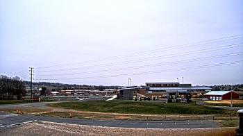 Weather camera view of Pequea Valley IS.