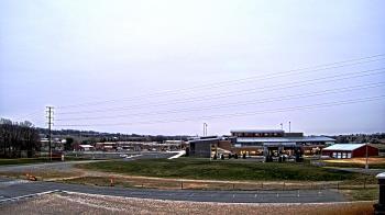 Weather camera view of Pequea Valley IS.