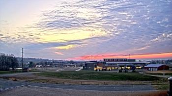 Weather camera view of Pequea Valley IS.