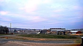 Weather camera view of Pequea Valley IS.