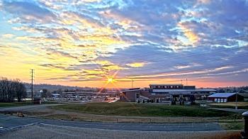 Weather camera view of Pequea Valley IS.