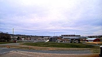 Weather camera view of Pequea Valley IS.