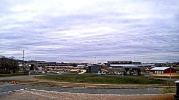 Weather camera view of Pequea Valley IS.