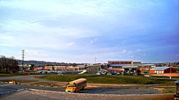 Weather camera view of Pequea Valley IS.