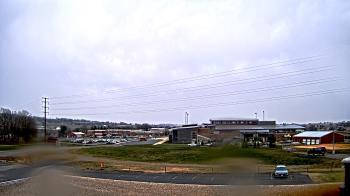 Weather camera view of Pequea Valley IS.