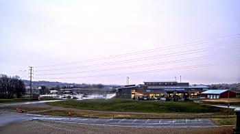 Weather camera view of Pequea Valley IS.