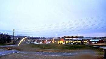 Weather camera view of Pequea Valley IS.