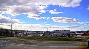 Weather camera view of Pequea Valley IS.