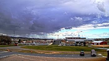 Weather camera view of Pequea Valley IS.