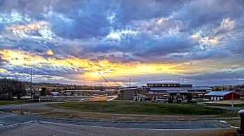 Weather camera view of Pequea Valley IS.