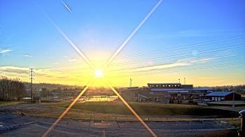 Weather camera view of Pequea Valley IS.