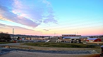 Weather camera view of Pequea Valley IS.