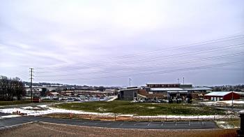 Weather camera view of Pequea Valley IS.
