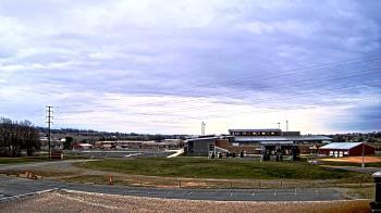 Weather camera view of Pequea Valley IS.