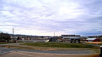 Weather camera view of Pequea Valley IS.