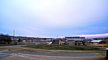 Weather camera view of Pequea Valley IS.