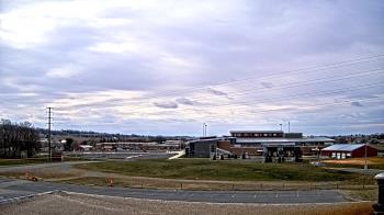 Weather camera view of Pequea Valley IS.