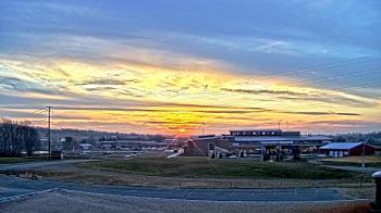 Weather camera view of Pequea Valley IS.