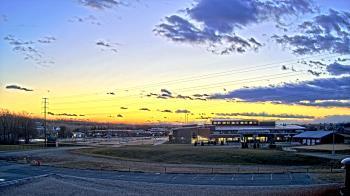 Weather camera view of Pequea Valley IS.