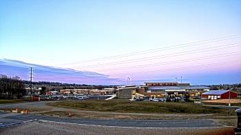 Weather camera view of Pequea Valley IS.