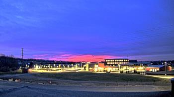 Weather camera view of Pequea Valley IS.