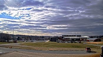 Weather camera view of Pequea Valley IS.