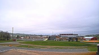 Weather camera view of Pequea Valley IS.