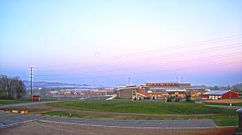 Weather camera view of Pequea Valley IS.