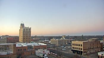 Weather camera view of KSAL Radio - Salina city.