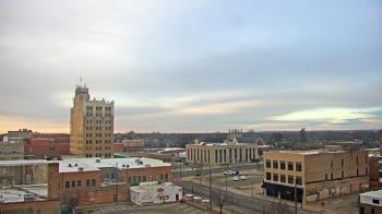 Weather camera view of KSAL Radio - Salina city.