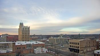 Weather camera view of KSAL Radio - Salina city.