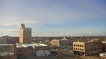 Weather camera view of KSAL Radio - Salina city.