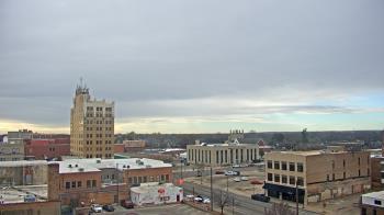 Weather camera view of KSAL Radio - Salina city.