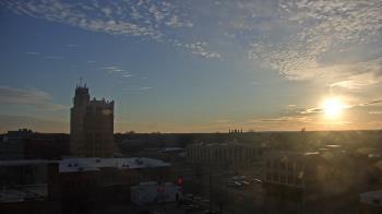 Weather camera view of KSAL Radio - Salina city.