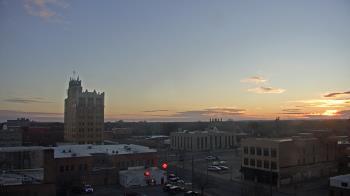 Weather camera view of KSAL Radio - Salina city.
