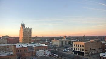 Weather camera view of KSAL Radio - Salina city.