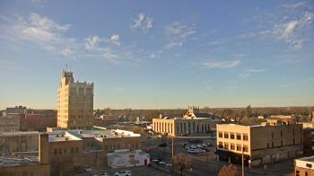 Weather camera view of KSAL Radio - Salina city.