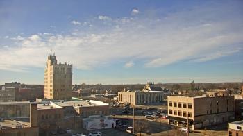 Weather camera view of KSAL Radio - Salina city.
