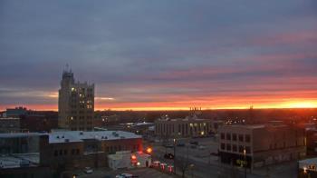 Weather camera view of KSAL Radio - Salina city.