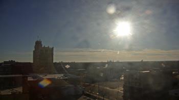 Weather camera view of KSAL Radio - Salina city.